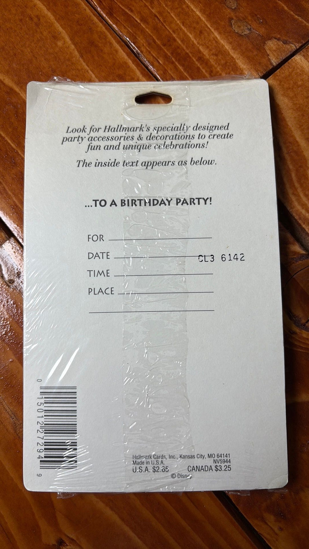 2B- Hallmark Disney Lion King Pumba Timone 8 Birthday Invitations and Envelopes NEW