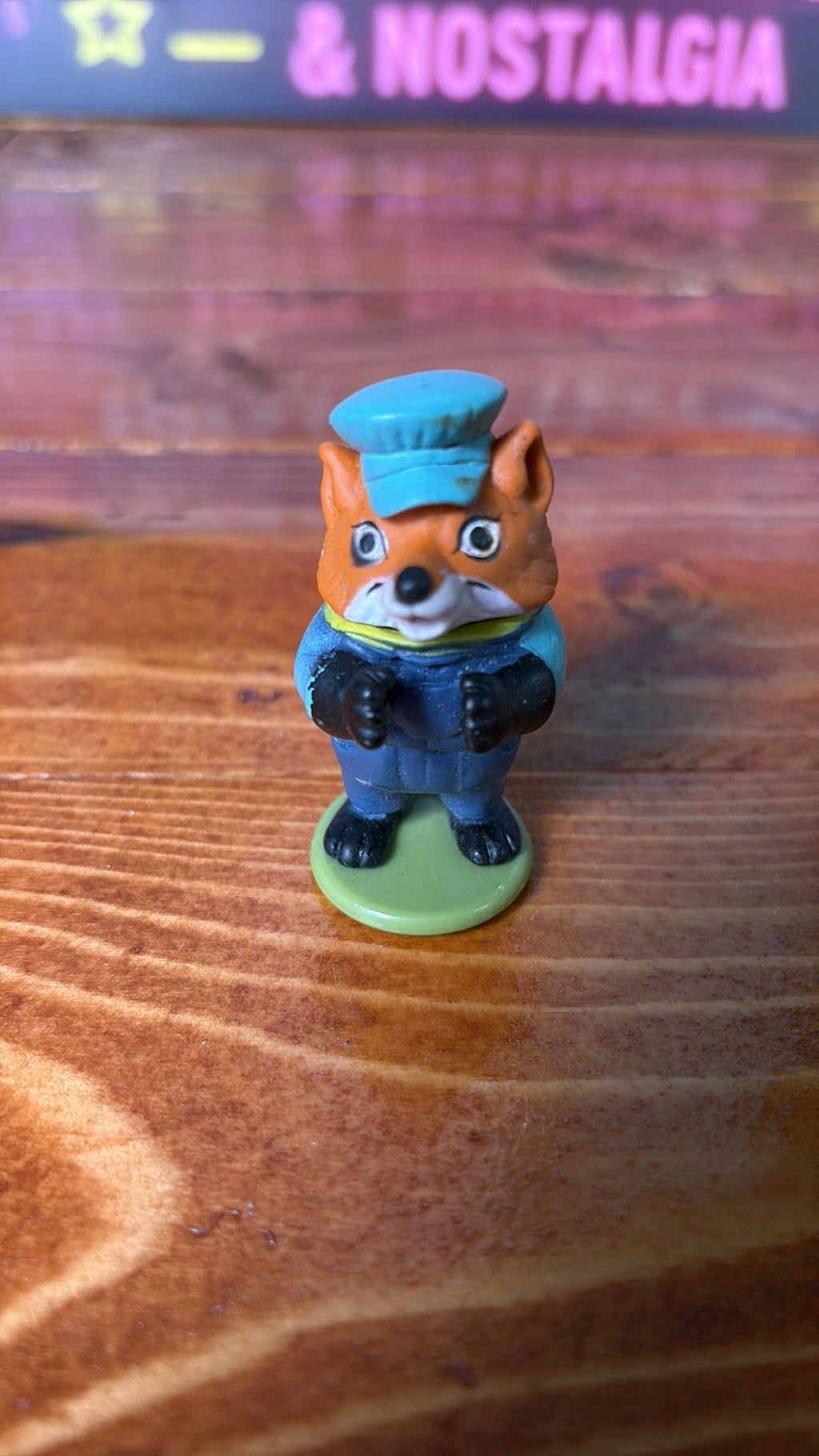S1- Vtg PlaySkool Richard Scarry Lowly Puzzletown Train CONDUCTOR Dog Figure 1976