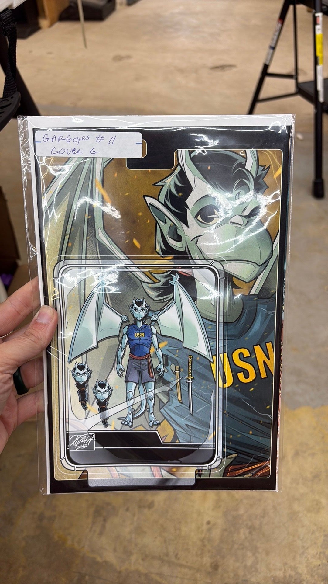 B2- Gargoyles #11 Cover G 1:5 Variant Edition Action Figure Virgin