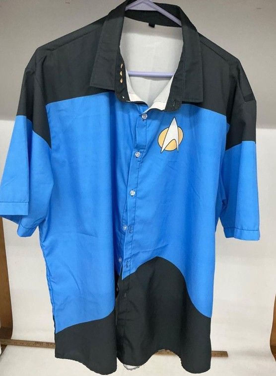 Star Trek Themed XL Short-Sleeve Shirt