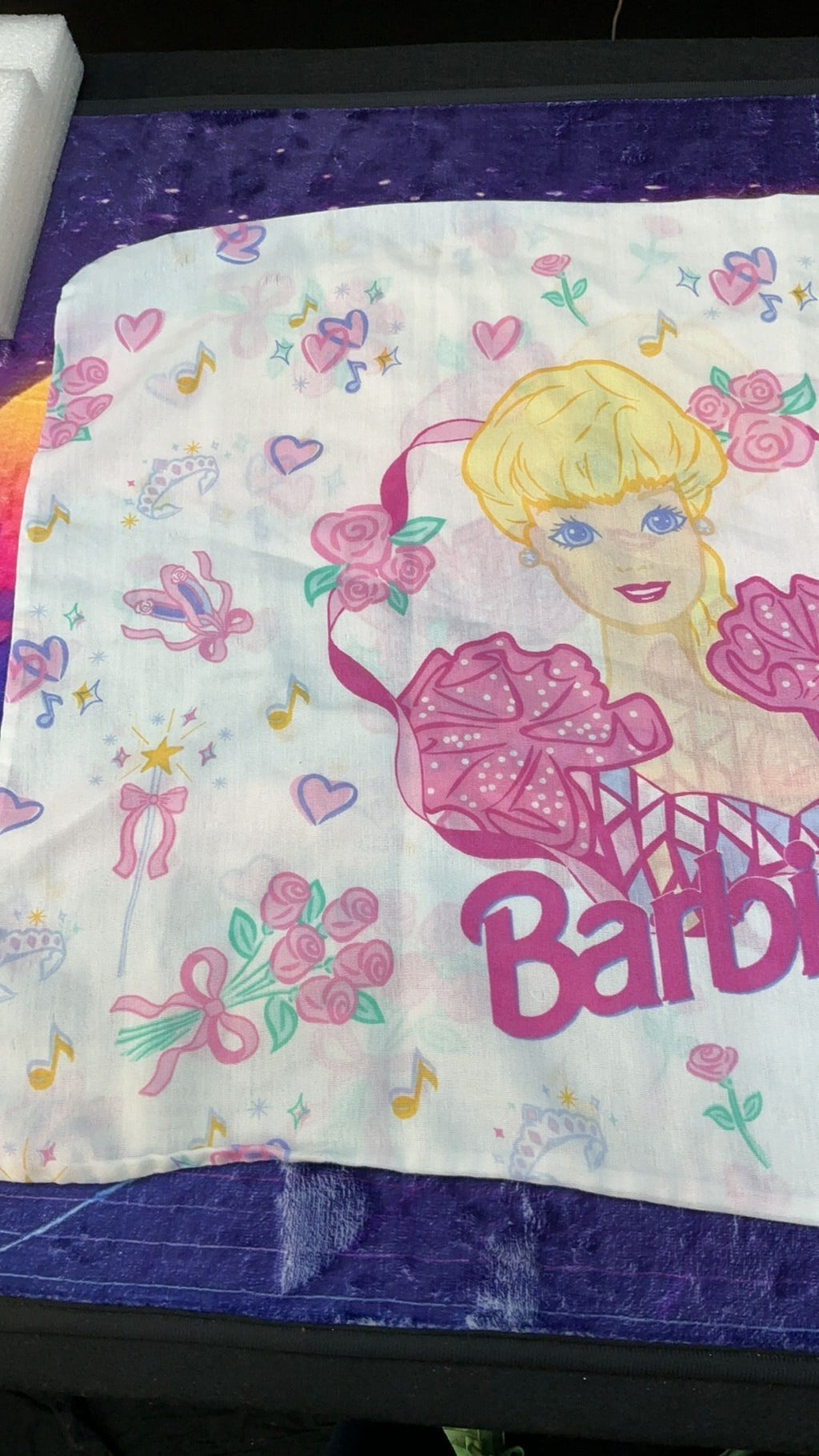14C2- VTG BARBIE PILLOWCASE Standard 1995 Dan River USA Hearts Roses Pink White