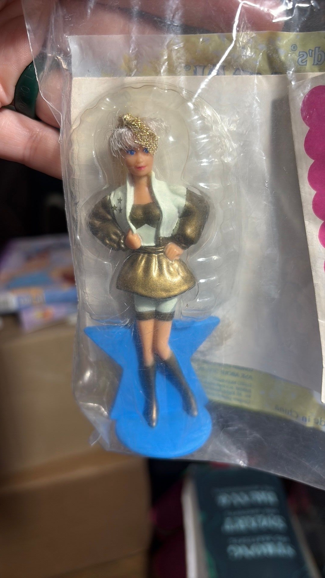 9D- 1992 Vintage McDonalds Barbie Hair You Can Style Happy Meal Hollywood Barbie