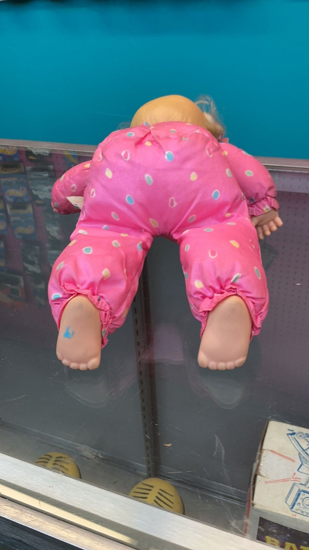 8D- 1995 Baby Tumbles Surprise 14” Doll Toy Biz Blonde NEEDS CLEANED