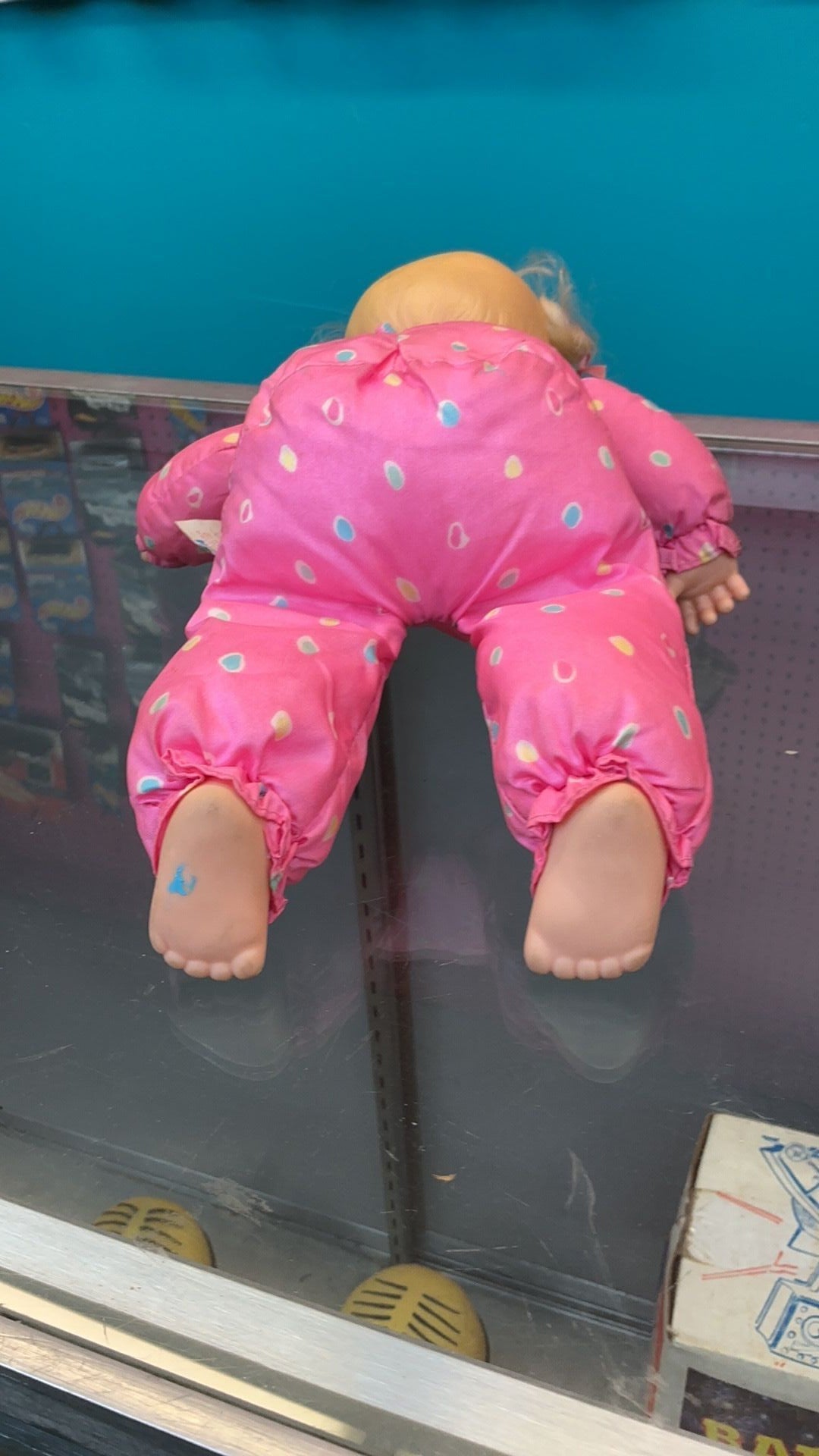 8D- 1995 Baby Tumbles Surprise 14” Doll Toy Biz Blonde NEEDS CLEANED