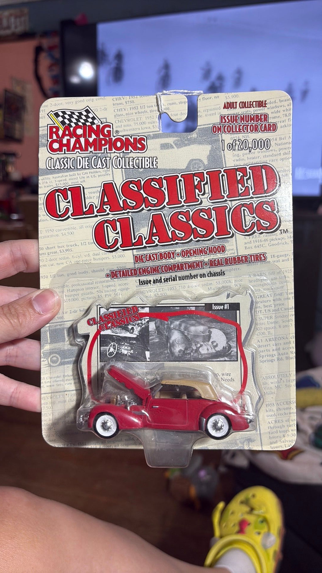 61 1999 Racing Champions Classified Classics Issue #1 '37 Cord Phaeton Sedan NEW