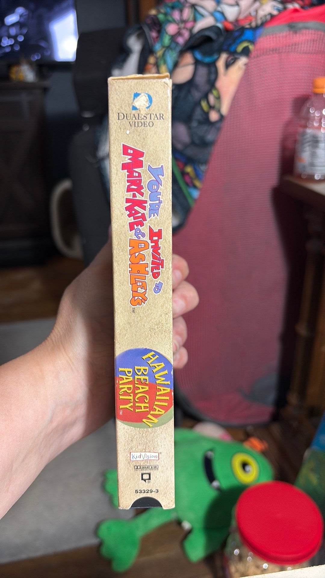 You’re Invited to Mary-Kate & Ashley’s Hawaiian Beach Party (1996) VHS Children