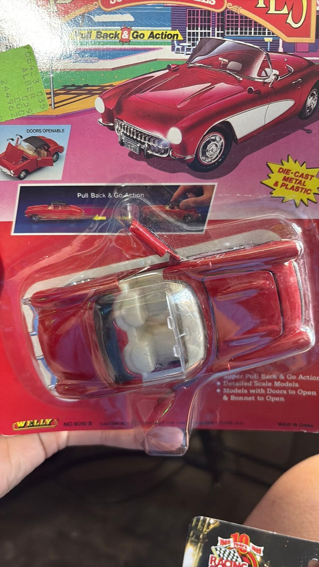 R19 FABULOUS FIFTIES DIE CAST METAL & PLASTIC - PULL BACK & GO ACTION