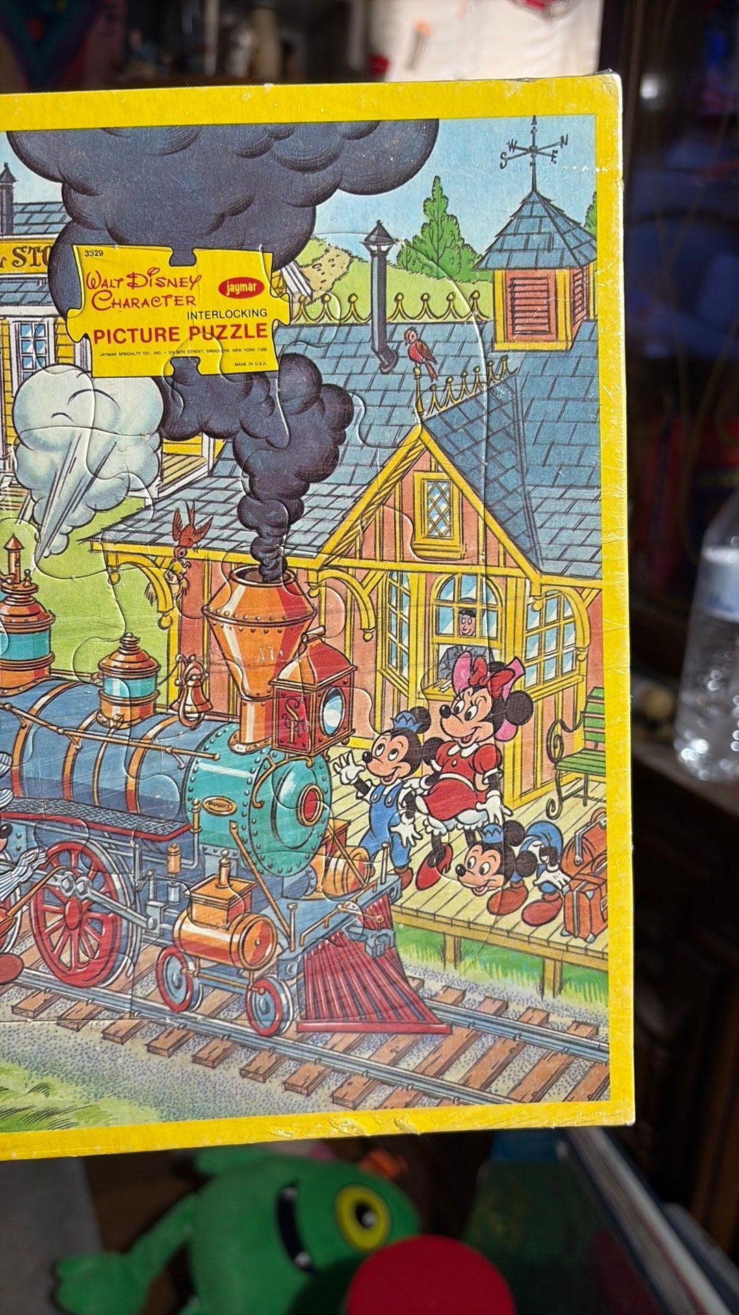 4B- Vintage Walt Disney Productions Jaymar Jigsaw Tray Puzzle Railroad Train