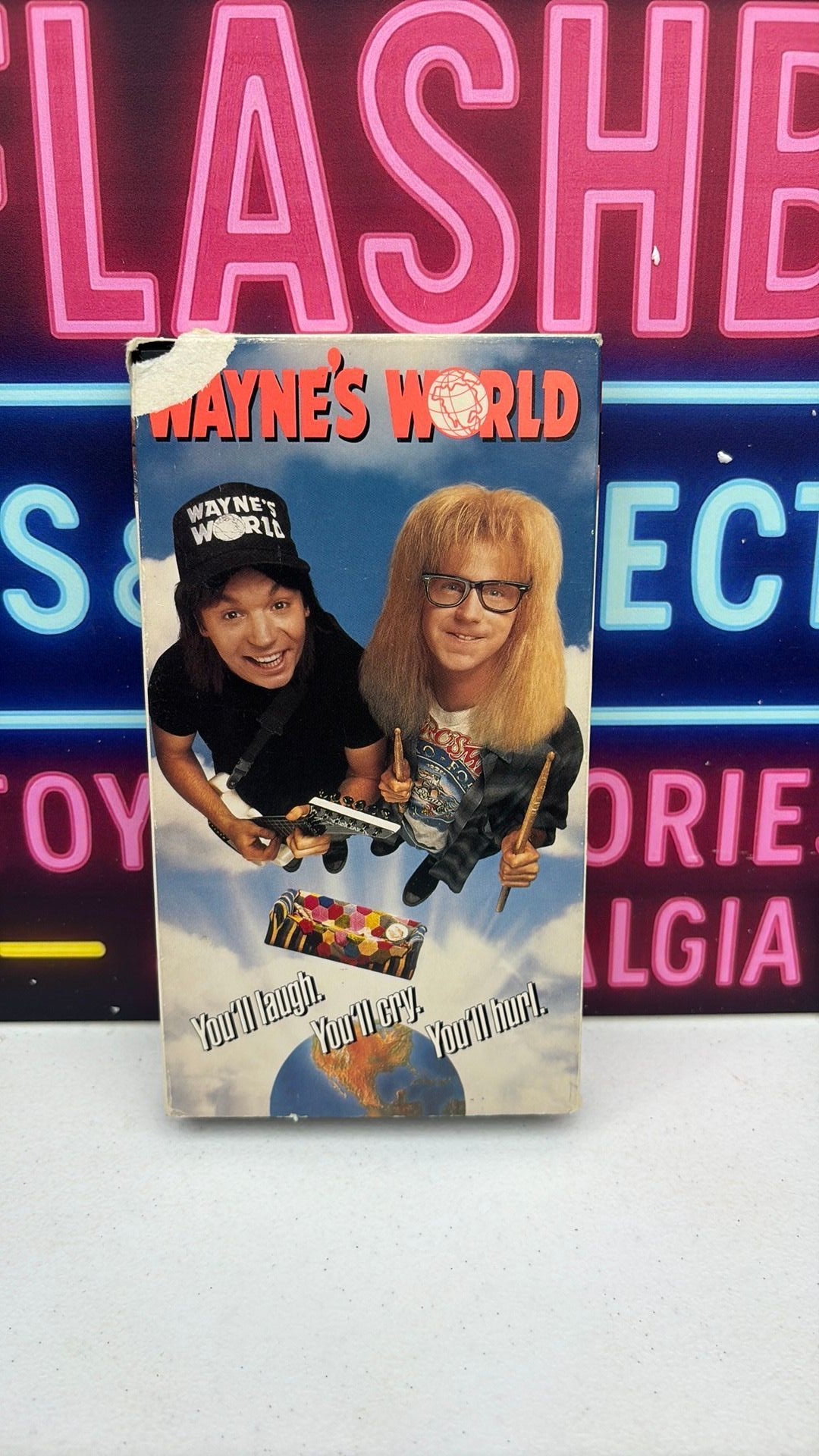 Waynes World (VHS, 1992) Damaged Box